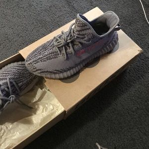 yeezy boost 350 v2  beluga 2.0